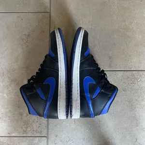 Jordan 1 Blue and Black Mids